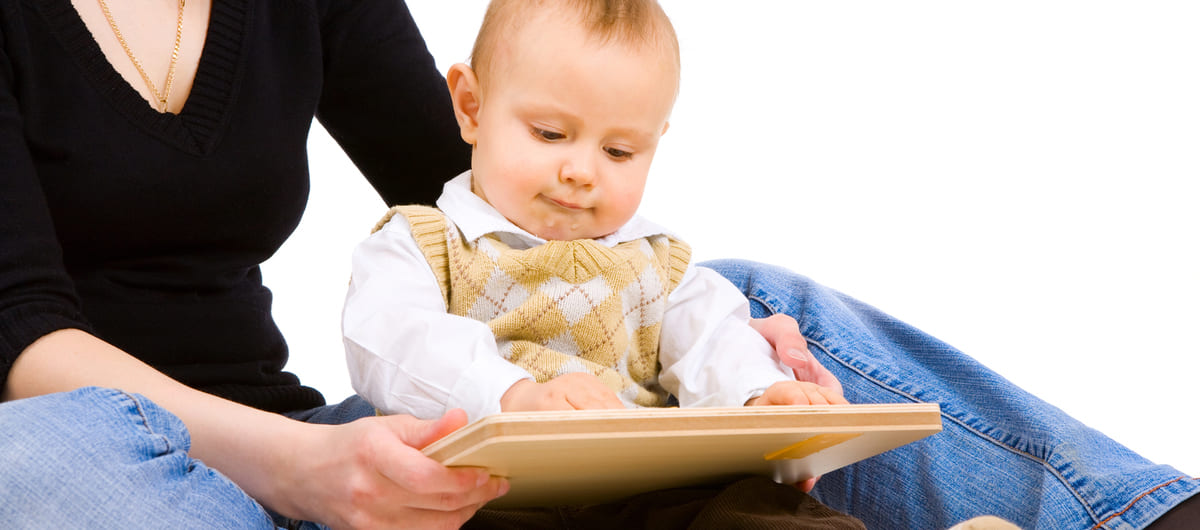 Leggere ai bambini piccoli